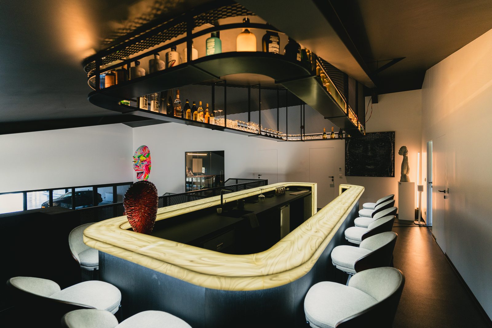 Bar sur mesure en acier — réalisation Archimetal